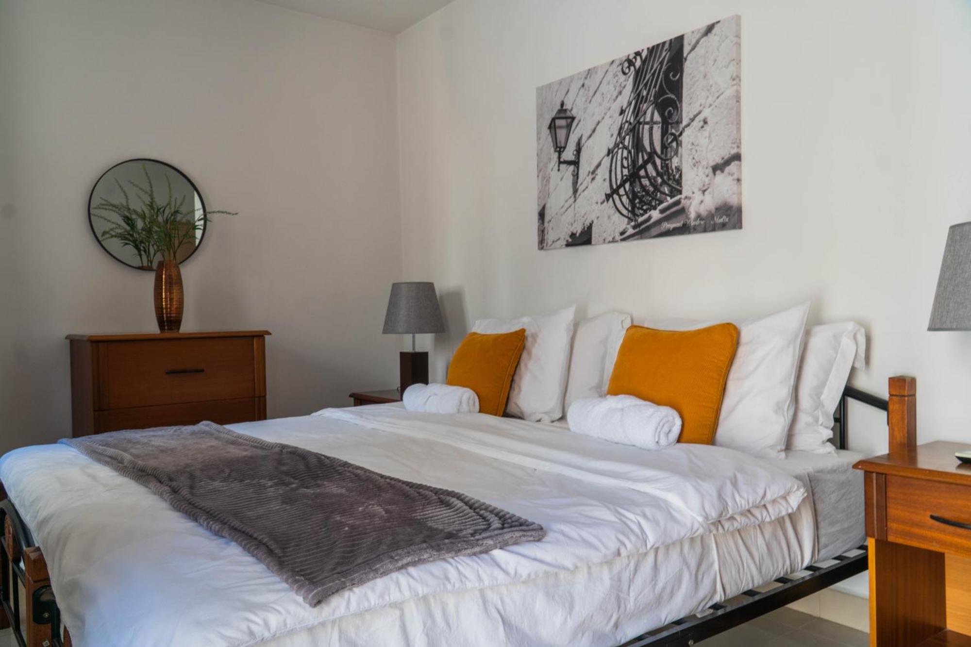 Lovely Penthouse In Gzira Exterior foto